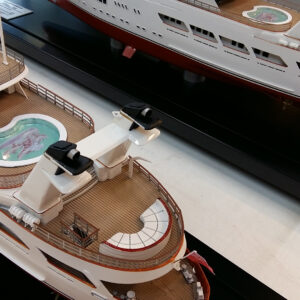 MOTOR YACHTS-LADY SARYA